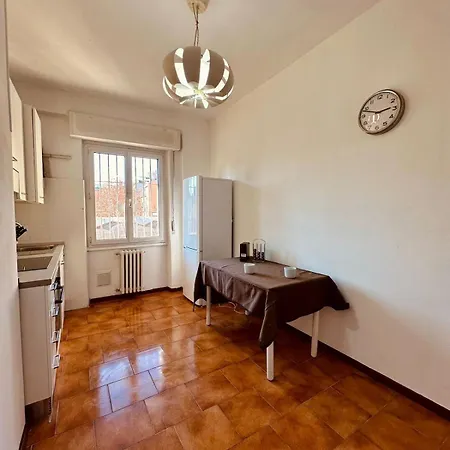 아파트 Modern Two-room Near M4 And Linate
